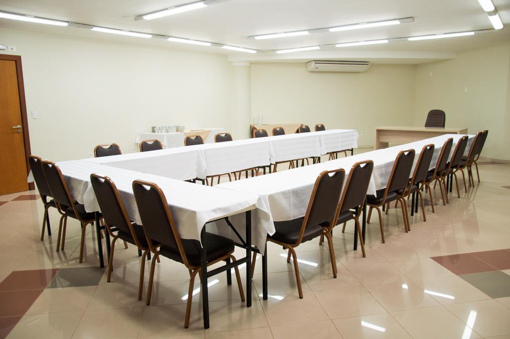 Copas Executive Hotel Cascavel  Bagian luar foto