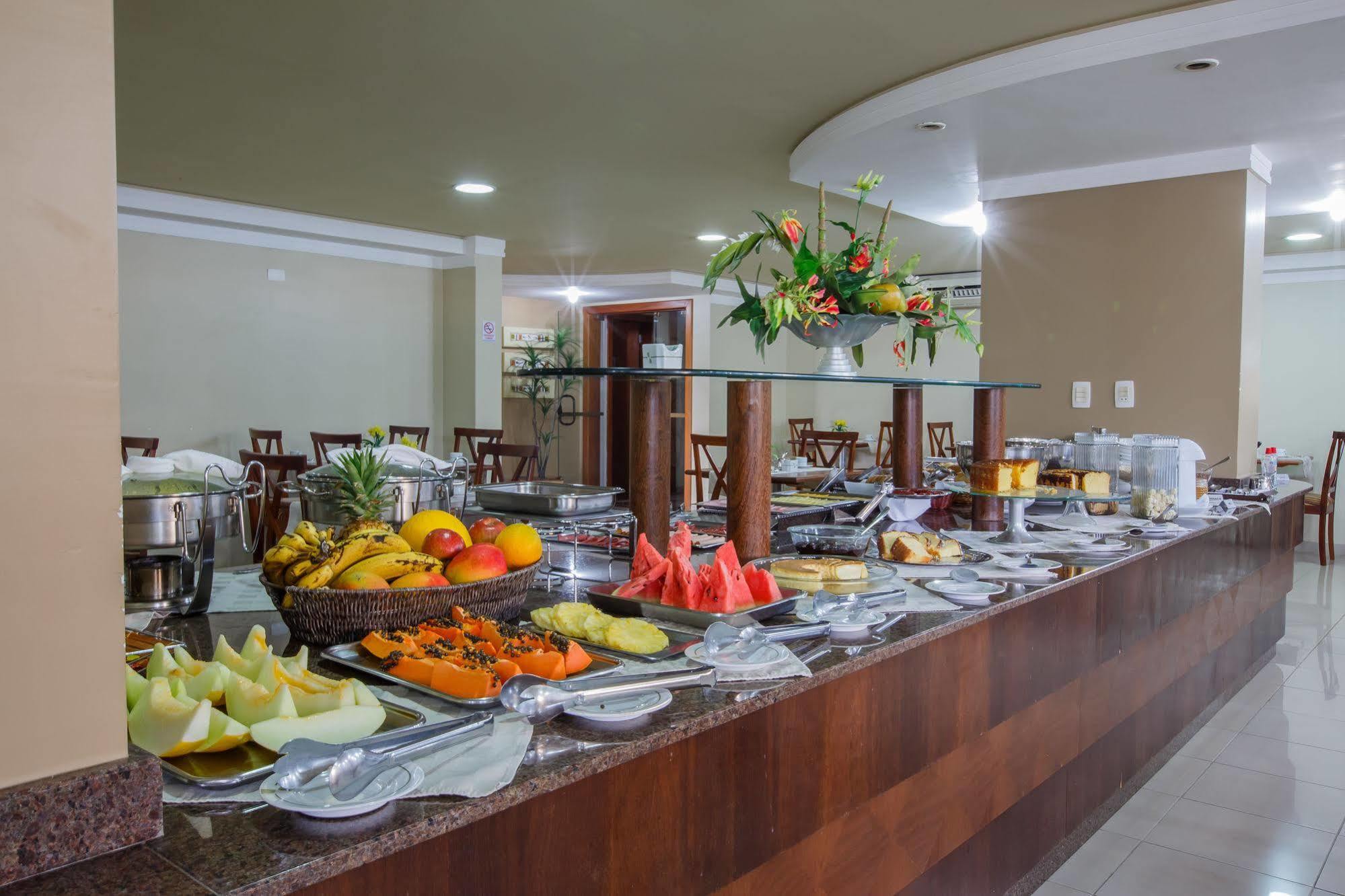 Copas Executive Hotel Cascavel  Bagian luar foto