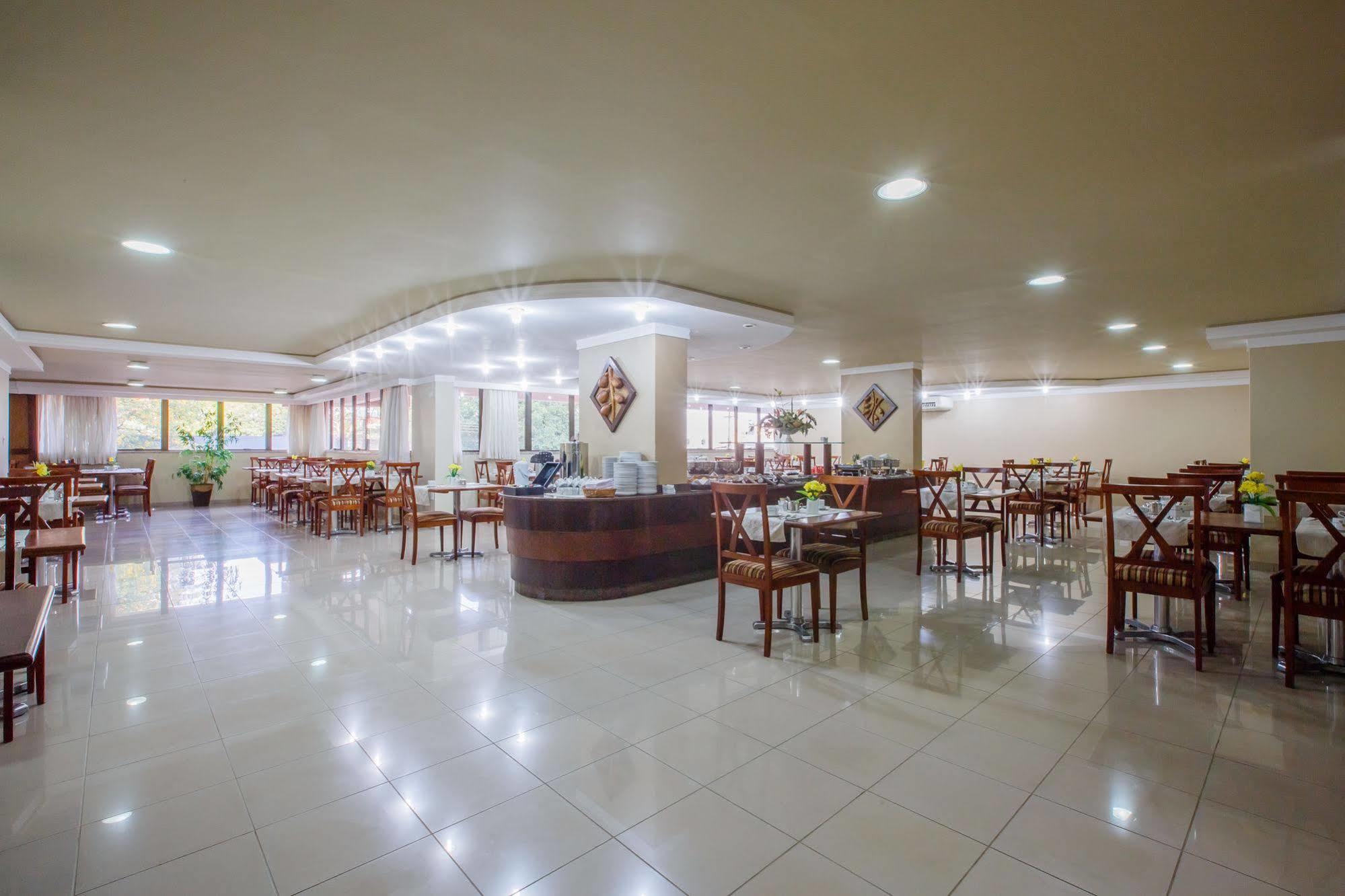 Copas Executive Hotel Cascavel  Bagian luar foto